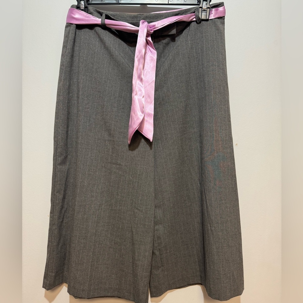 Covington‎ Women’s wide leg dress capris.